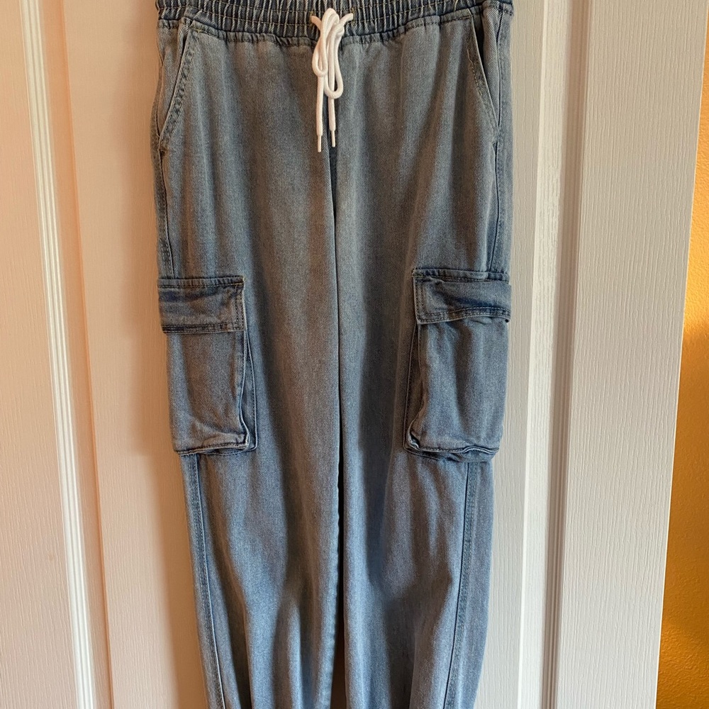Denim cargo jeans